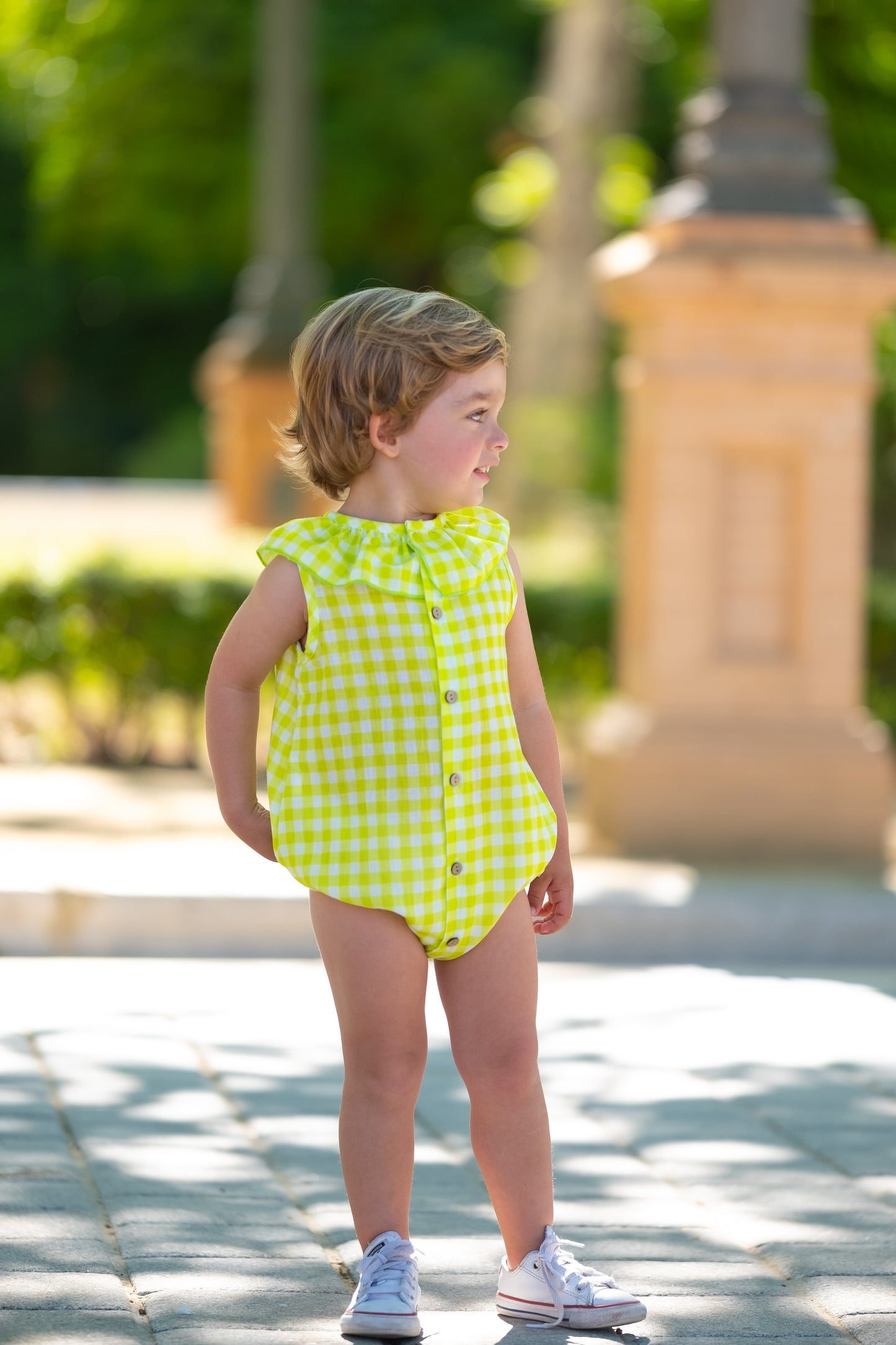Pelele fluor lima
