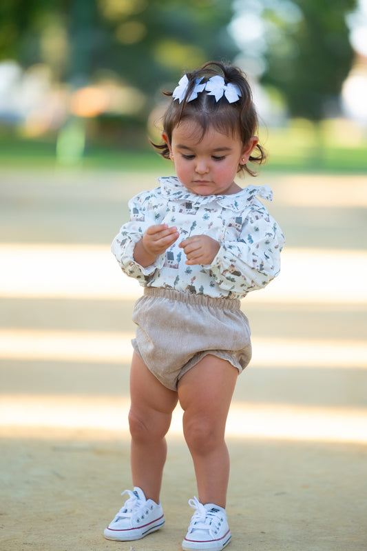 Conjunto niña casita