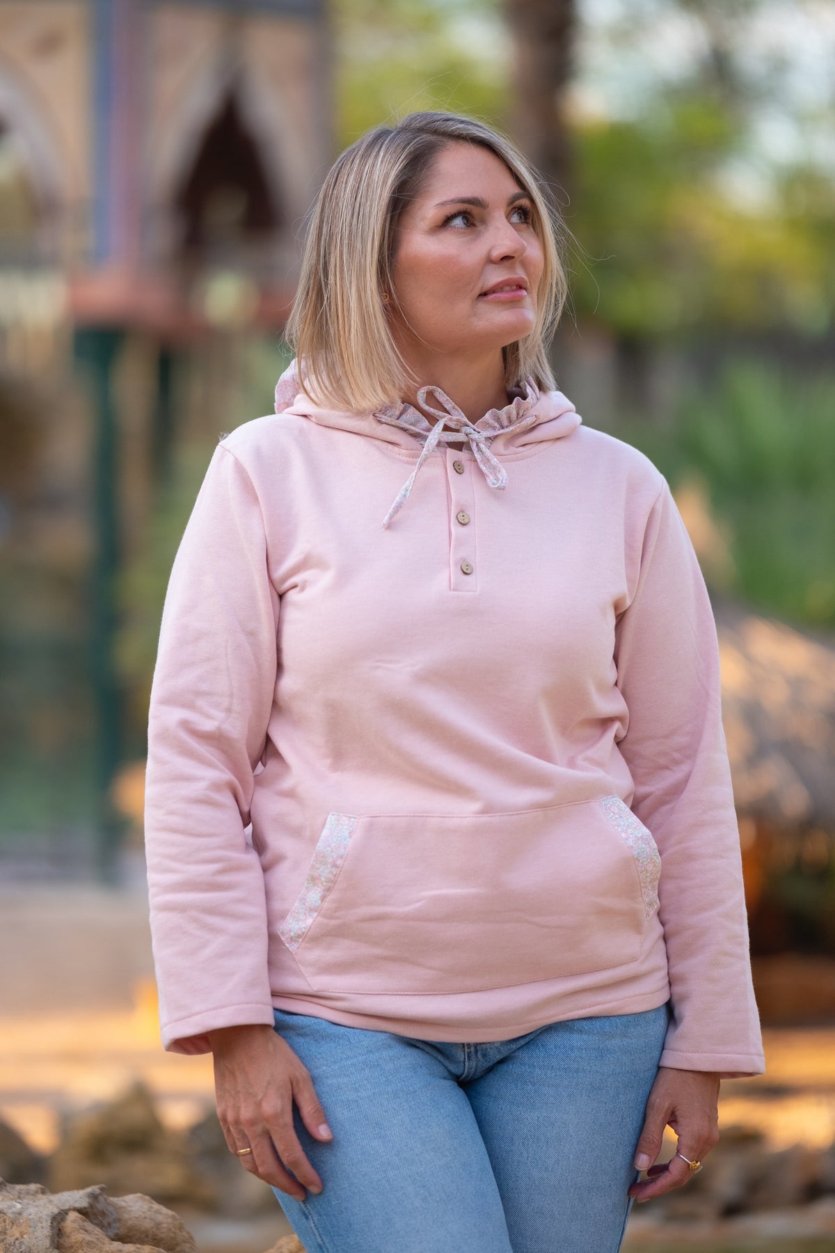 Sudadera Mamá capucha volante Daphne